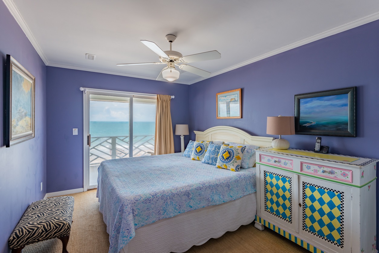 Southern Style Bedroom With Large Shower